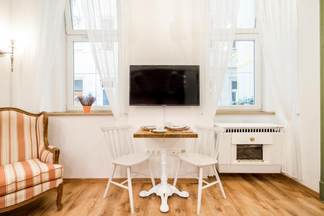 Provence Home - Citycenter, Tv, Washer, Coffee-Tea Budapest Exterior photo